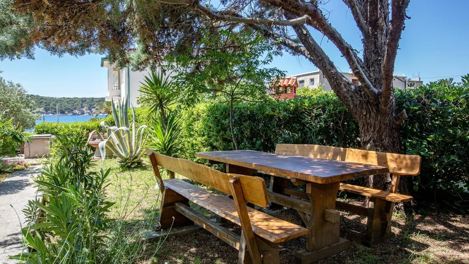 Konukevi Apartments Kordic Barbat na Rabu
