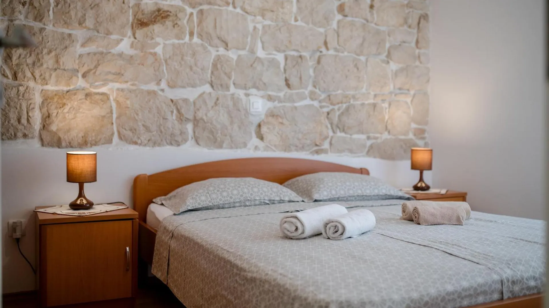 Apartments Kordic Barbat na Rabu 3*,